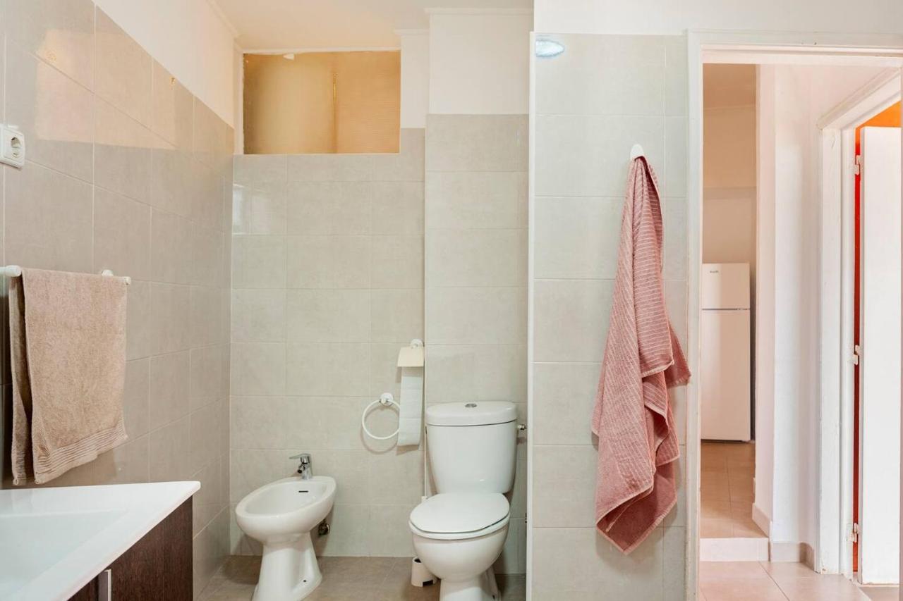 Relax In Lisbon For 4 People With Terrace And Parking Daire Dış mekan fotoğraf
